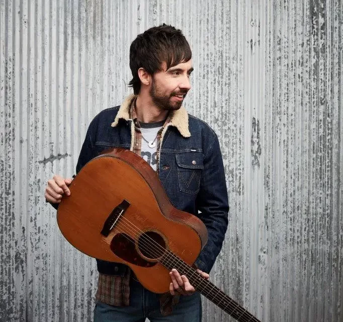 Mo Pitney
